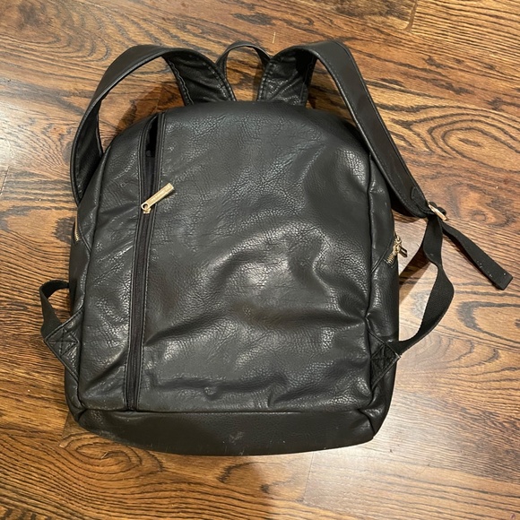 The Honest Company City Backpack - Picture 2 of 5